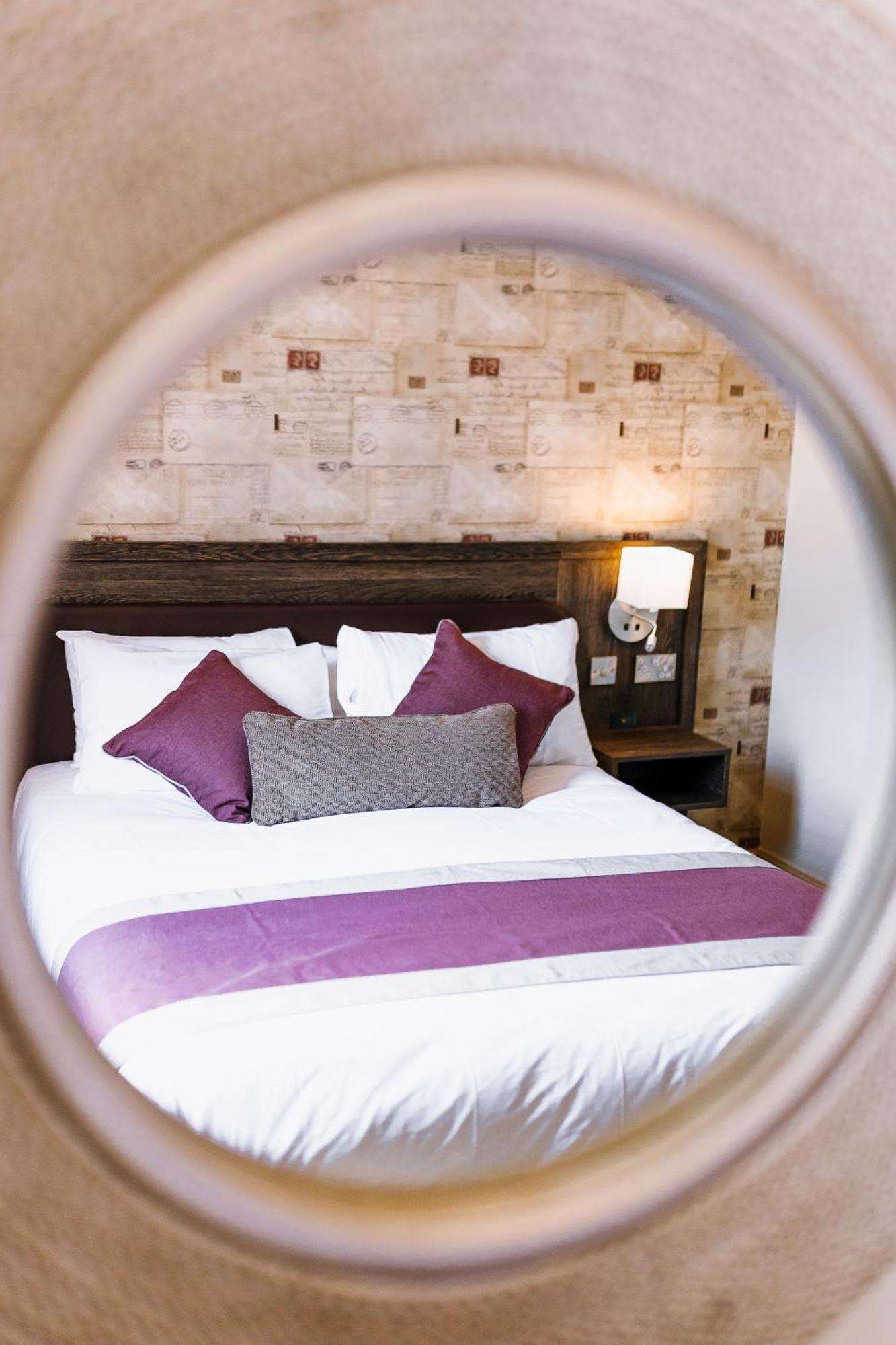 The Bull Hotel Stony Stratford Exterior photo